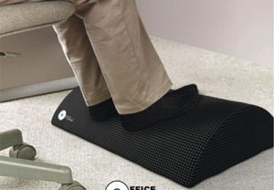 Ergonomic-footrest-benefits