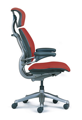 Humanscale-Freedom-Headrest-Chair-review-side