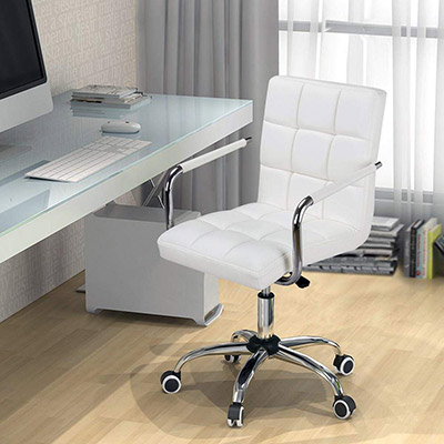Yaheetech-White-Office-Chair-at-the-office